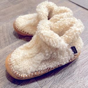 LLBean Fleece Slippers - Like New - Toddler 7T